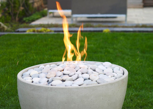 Off White / Light Gray Heat Resistant Natural Fire Stones for Fireplace and Firepits