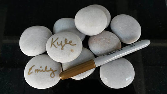 Write On Stones Shades Off White